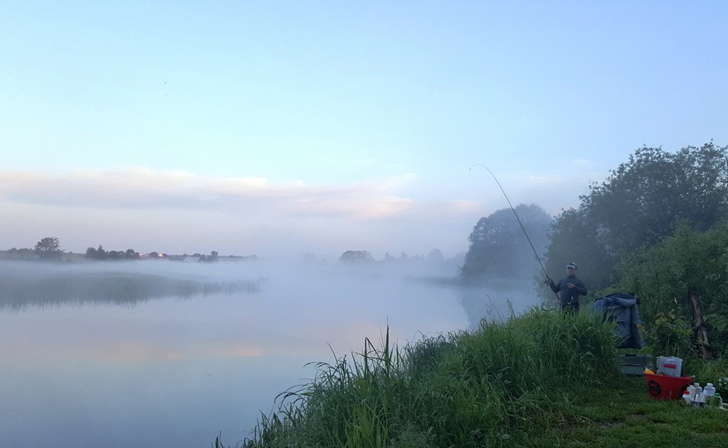 Как ловить фидером на реке летом 00001.JPG